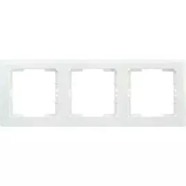 Трехместная горизонтальная рамка IEK