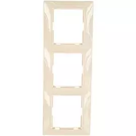 Трехместная горизонтальная рамка UNIVersal Севиль Б-С0045