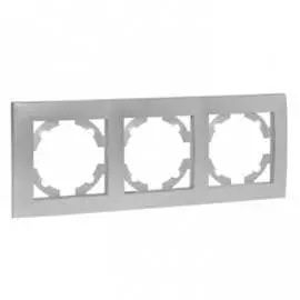 Трехместная рамка EKF Валенсия EWM-G-303-30