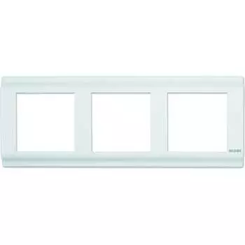 Трехместная рамка Nilson advantage 20110093