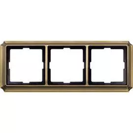 Трехместная рамка Schneider Electric