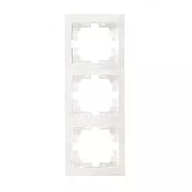 Трехместная вертикальная рамка Lezard MIRA 701-0200-153