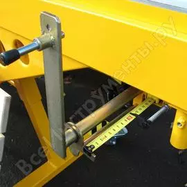 Приспособление передней поддержки листа для станка серии EuroMaster LBМ- 300 METALMASTER 00000011673