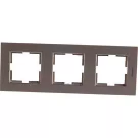 Вертикальная трехместная рамка Panasonic