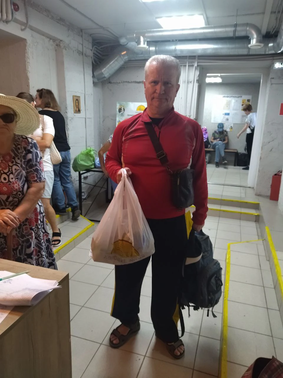 Василию Симакову нужны лекарства, чтобы остановить разрушение суставов