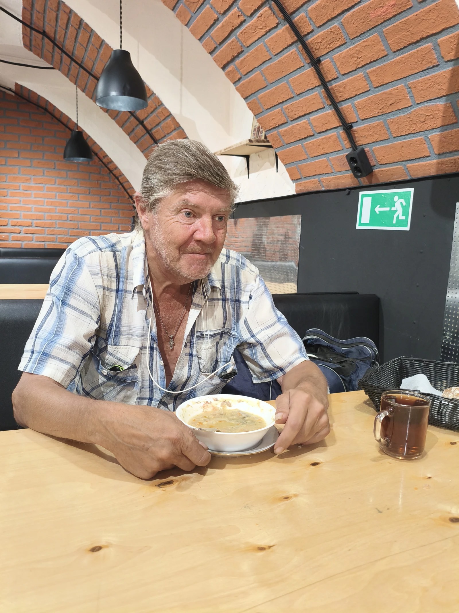 Константин и другие подопечные благодарят вас за возможность получить горячие и вкусные обеды