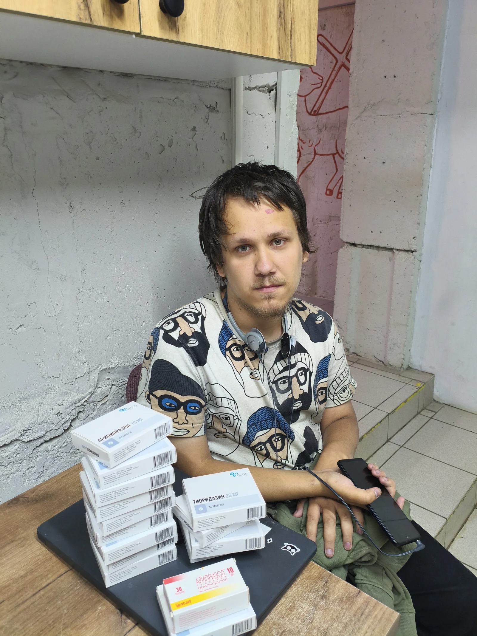 Александр получил необходимые лекарства на три месяца