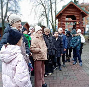 В храме Всех преподобных отцев Киево-Печерских прошли экскурсии для 4, 5 и 9 класов ГБОУ г. Москвы "Школа 7"