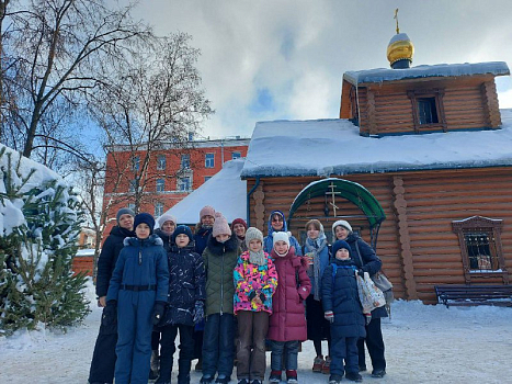 Экскурсия-квест в московском метро для всех желающих детей и родителей, прихожан храма Всех преподобных отцев Киево-Печерских. 