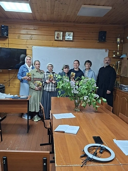 Кружок «Богословие в красках» провел образовательную конференцию по Древнерусской иконе XI - XIII вв.