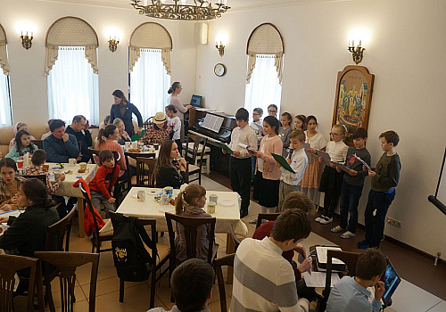 Праздничный концерт в рамках проекта "Семейная гостиная", посвященный празднику Сретения Господня.