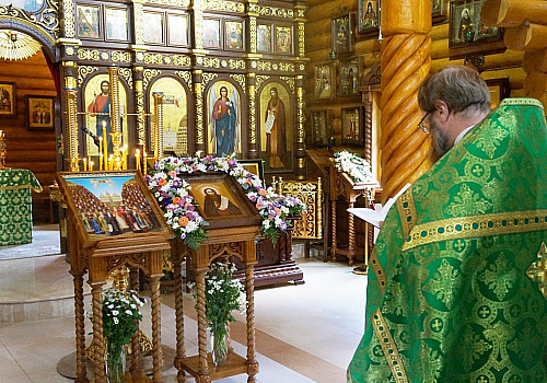 День памяти преподобного Феодосия Печерского, одного из основателей и устроителей Киево-Печерской обители.