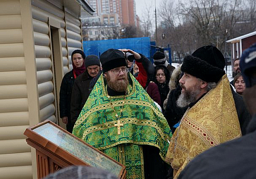 Первый молебен в часовне строящегося храмового комплекса всех преподобных отцев Киево-Печерских в Старых Черемушках