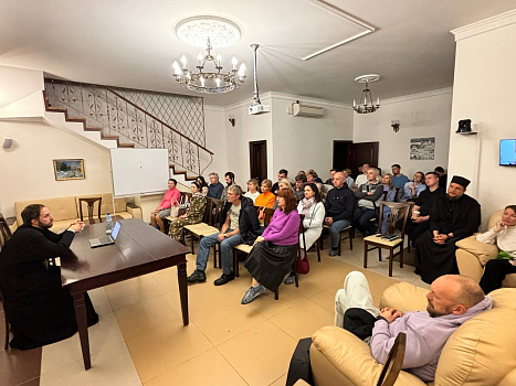 Встреча со священником Стефаном Домусчи, посвященная теме «Почему семейные ценности многим кажутся неактуальными?»