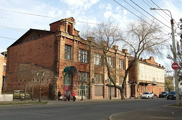 Торговый дом Зарывновых на ул. Троицкой (совр. ул. Кобозева), Оренбург