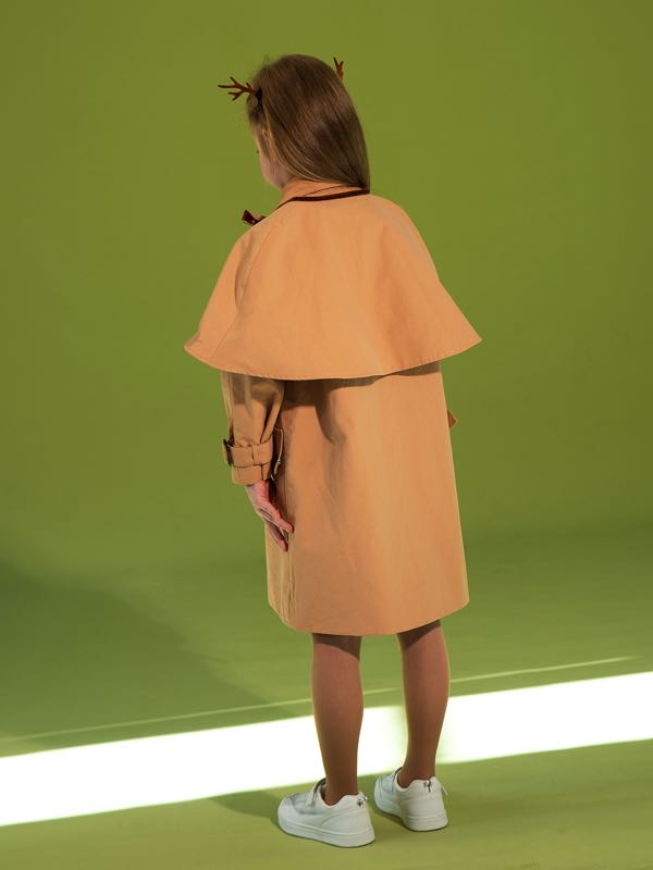 Коричневый детский плащ-тренч с пелериной