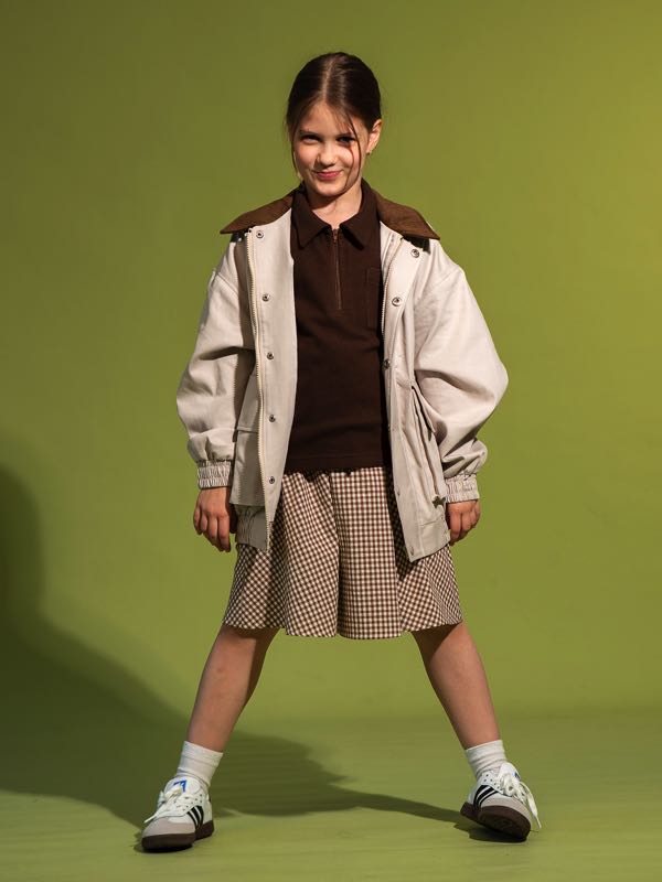 Серо-бежевая куртка из джинсы унисекс