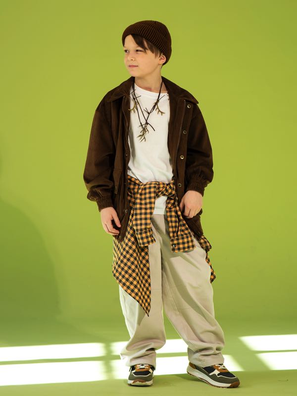 Коричневая детская куртка из вельвета