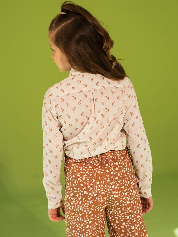 Детская блузка с защипами и принтом "Бемби"