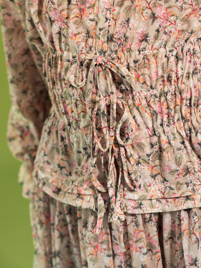 Блузка на девочку с цветочным принтом с драпировками