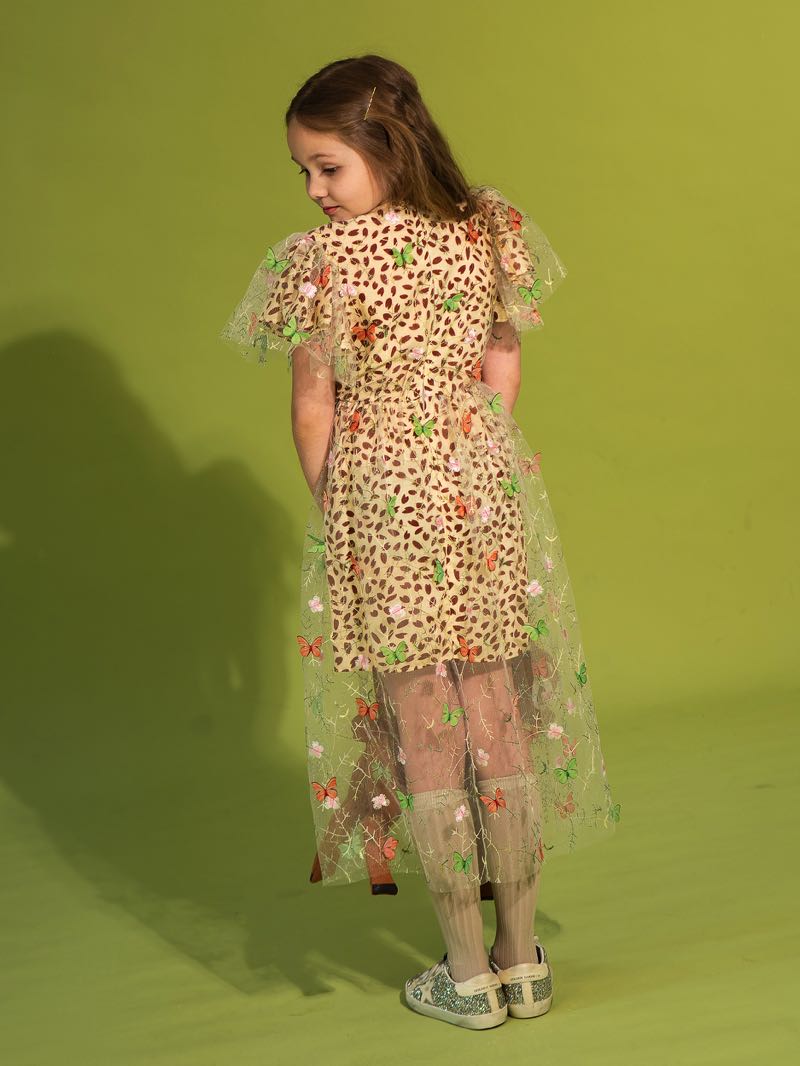 Детское платье из сетки с вышивкой