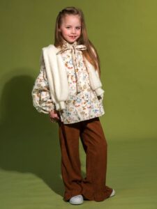 Коричневые детские джинсы из вельвета