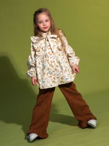 Детская блузка свободного кроя с принтом Бэмби