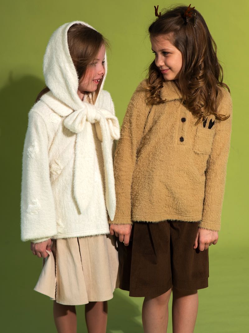 Детская шапка-капюшон с завязками-ушками