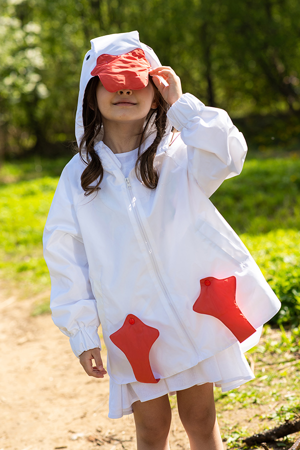 Белая детская куртка-ветровка "Гусь" на девочку