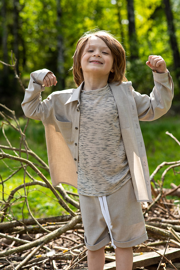 Бежевая детская футболка в рубчик меланж