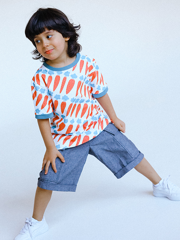 Летняя детская футболка с принтом "Морковь"