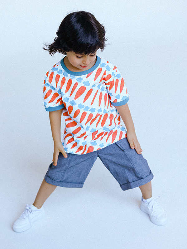 Летняя детская футболка с принтом "Морковь"