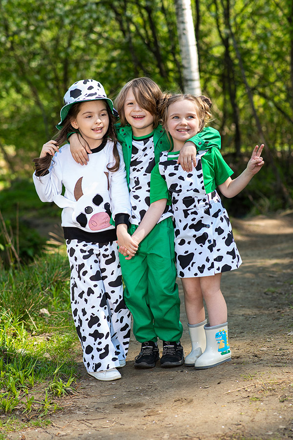 Черно-белая джинсовая детская летняя панама "Пастораль"