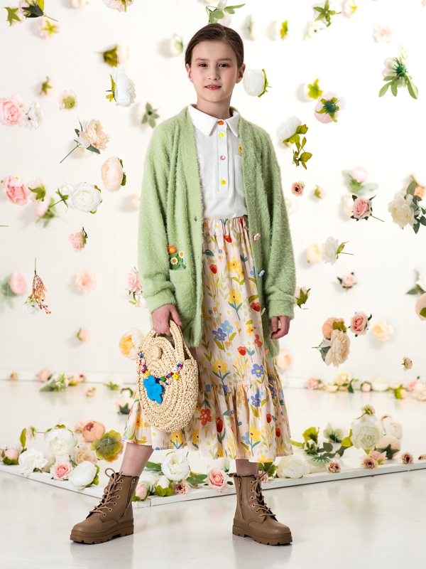 Бежевая юбка макси с цветами на девочку