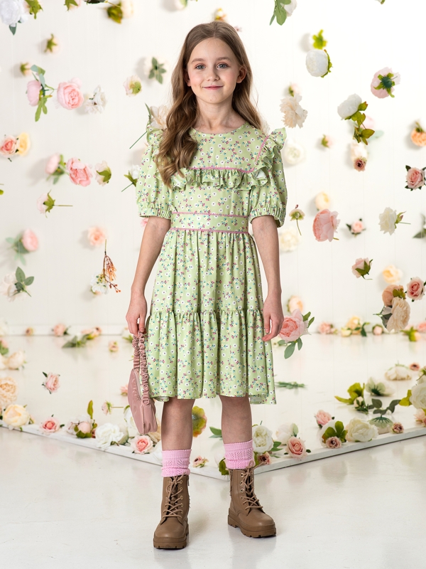 Зеленое цветочное платье из вискозы с мелким цветочным принтом