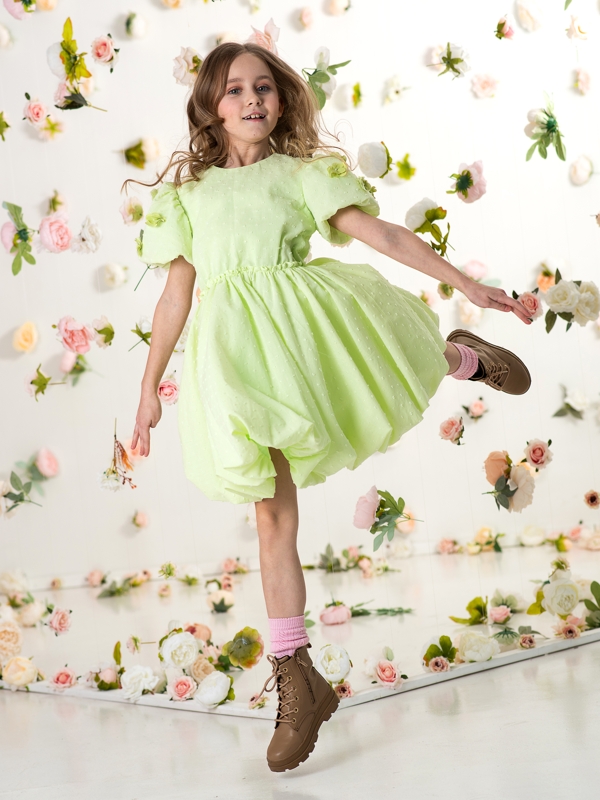 Салатовое нарядное платье с юбкой-баллон на девочку