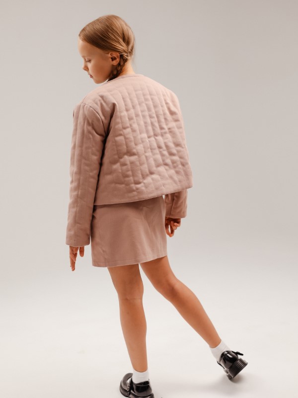 Стеганая Джинсовая Куртка Бежево-Розового Цвета с Фигурными Карманами в Виде Лепестков