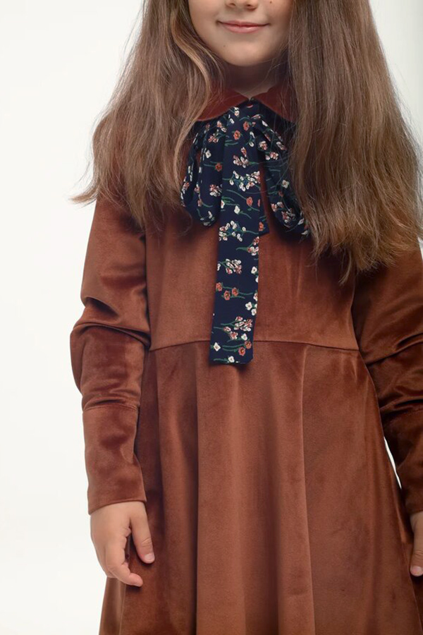 Нарядное детское бархатное платье для девочки