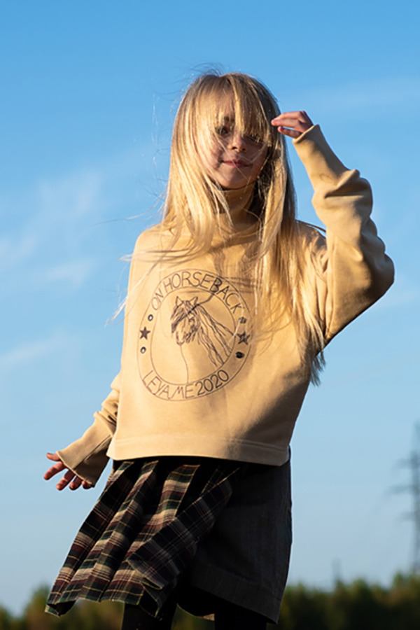 боковыми застежками On Horseback