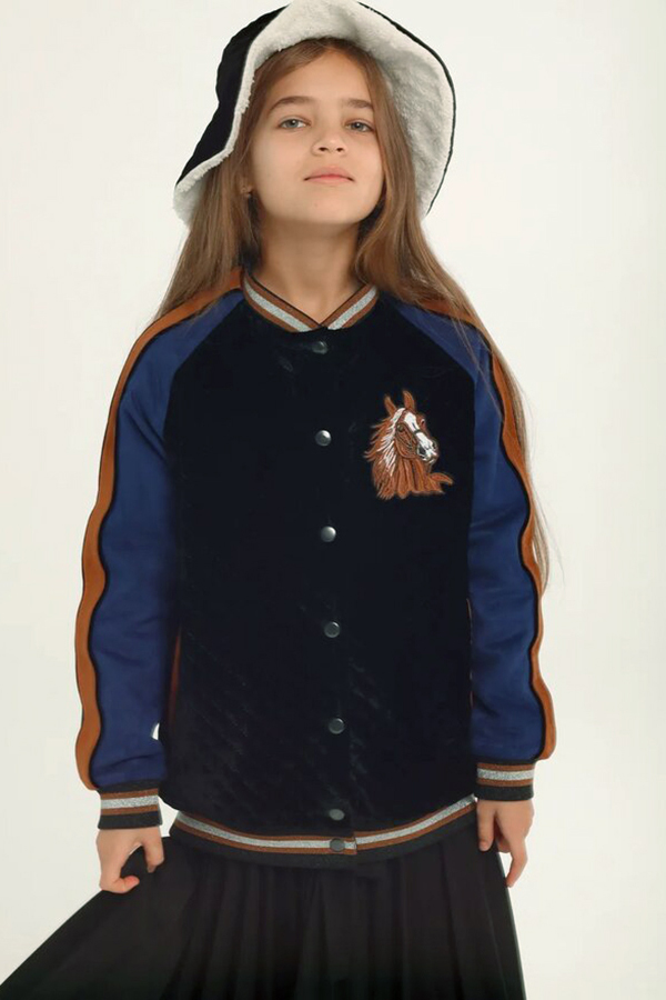 Детский бомбер из стеганого бархата