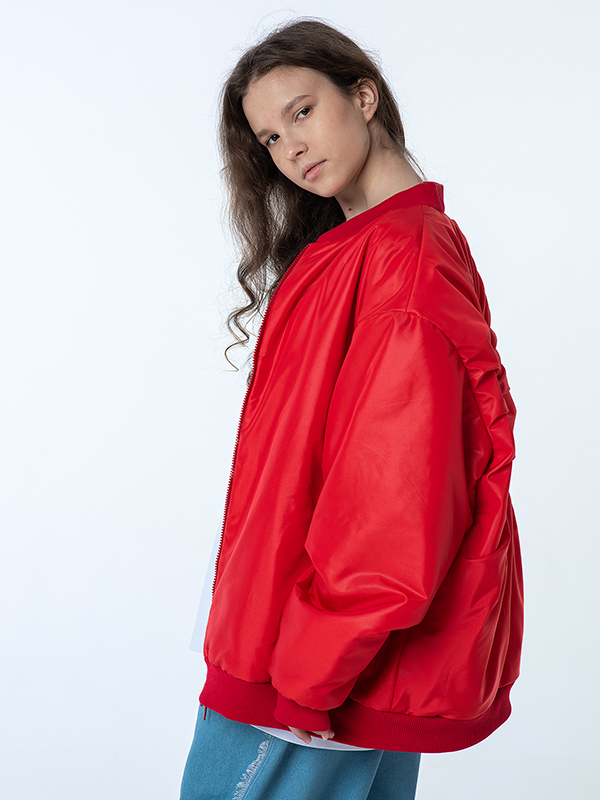 Ярко красная куртка-бомбер "Hearts alive" для девочки