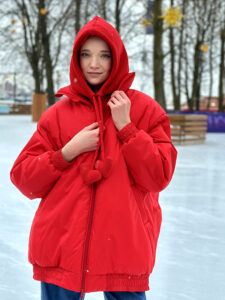 Ярко красная куртка-бомбер «Hearts alive» для девочки версия ЗИМА!