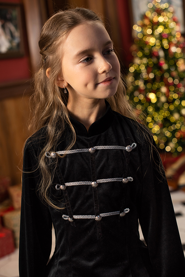 Праздничное бархатное платье «Щелкунчик» чёрное для девочки