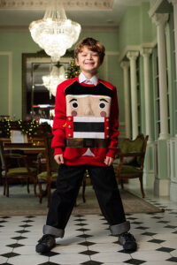 Свитшот «Щелкунчик» для детей — объёмная аппликация, красный