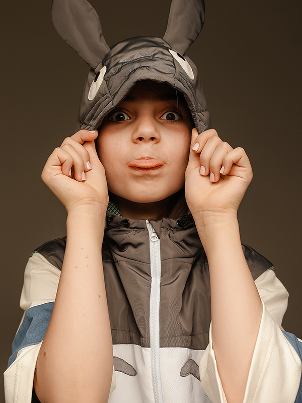 Серо-белый детский жилет Тоторо с капюшоном