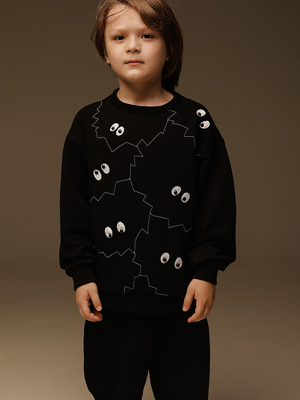 Черный детский свитшот "Чернушка"