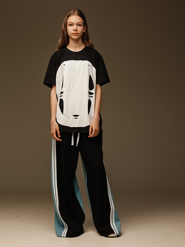 Черно-белая детская футболка "Безликий" по мотивам мультфильмов Миядзаки