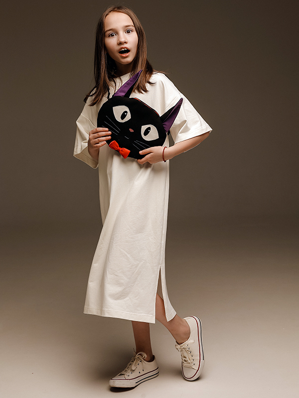 Бело-молочное детское платье-футболка из футера