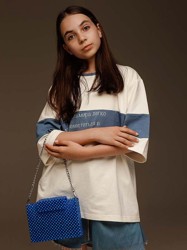 Белая футболка с принтом "Миядзаки"