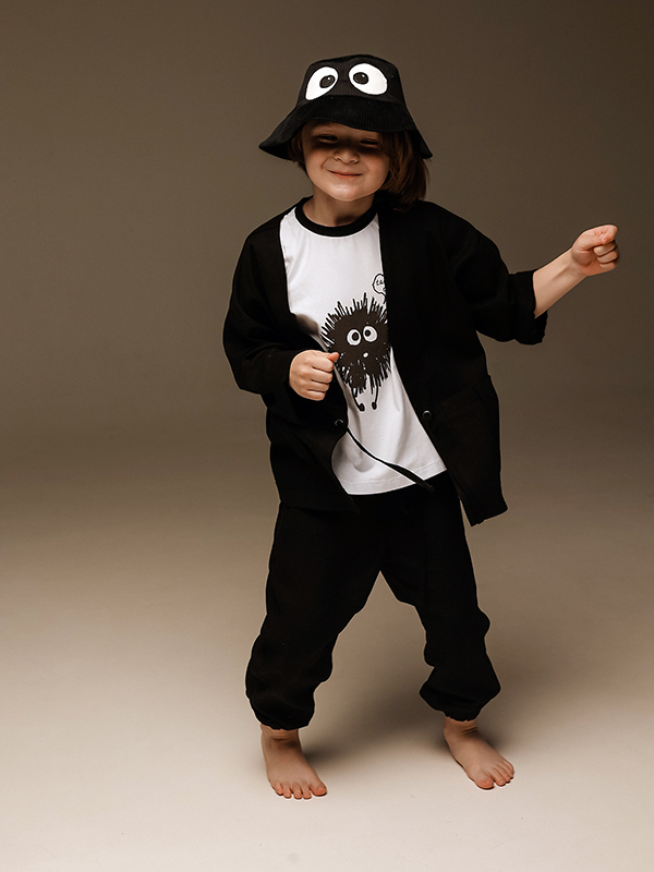 Черная детская панама аппликацией "Чернушка"